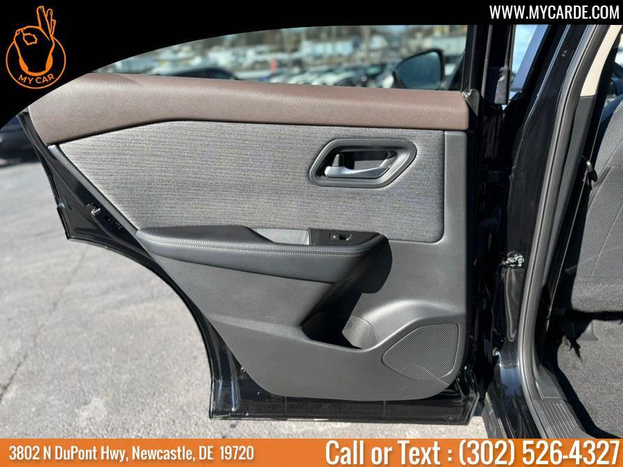 used 2023 Nissan Rogue car, priced at $18,162