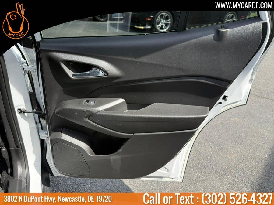 used 2025 Chevrolet Trax car, priced at $22,895