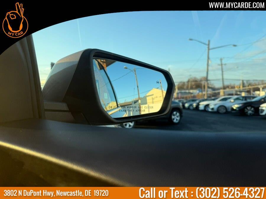 used 2019 Chevrolet Equinox car, priced at $13,251