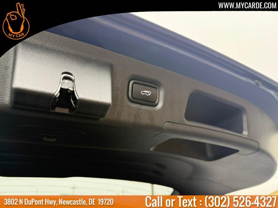 used 2023 Hyundai Santa Fe car, priced at $21,414