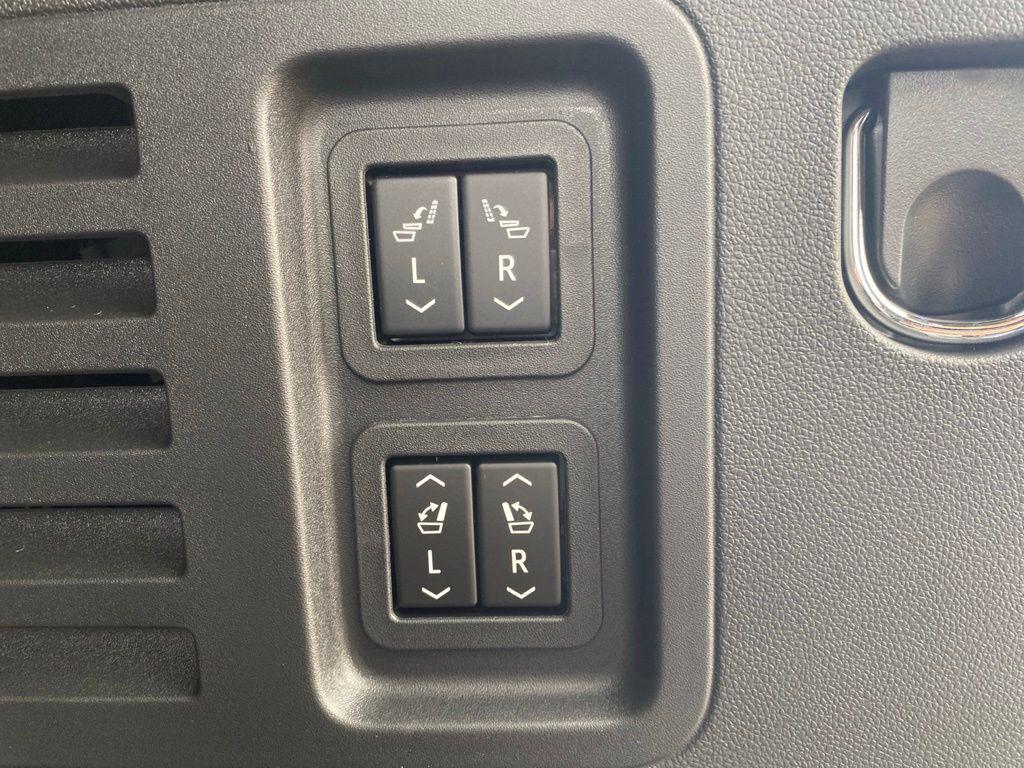 new 2026 Chevrolet Traverse car, priced at $57,268