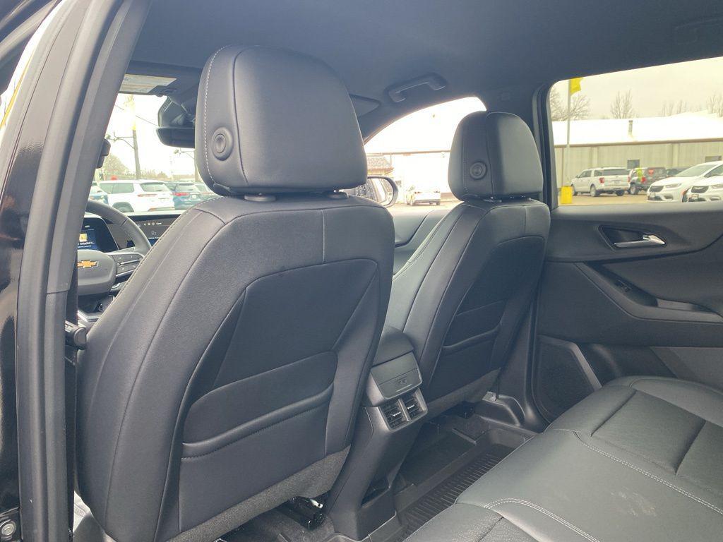 new 2026 Chevrolet Equinox car, priced at $35,553