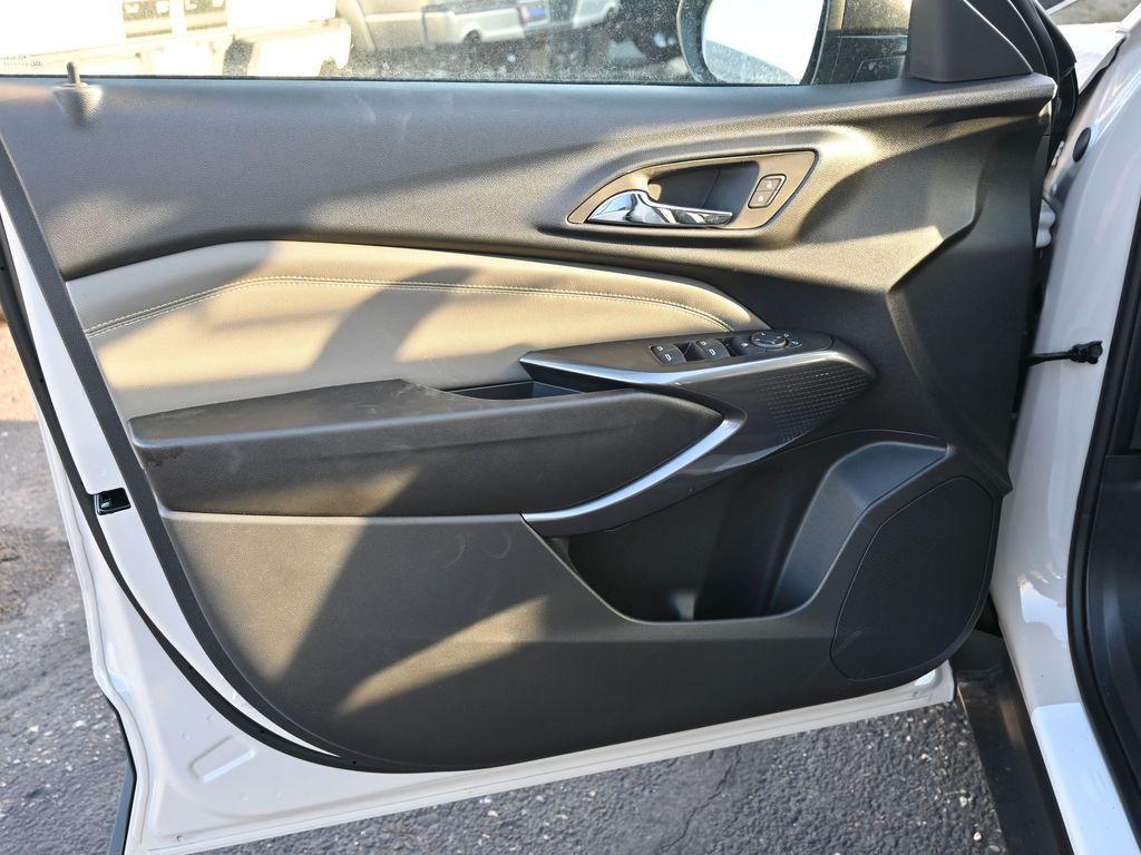 new 2026 Chevrolet Trax car, priced at $27,330