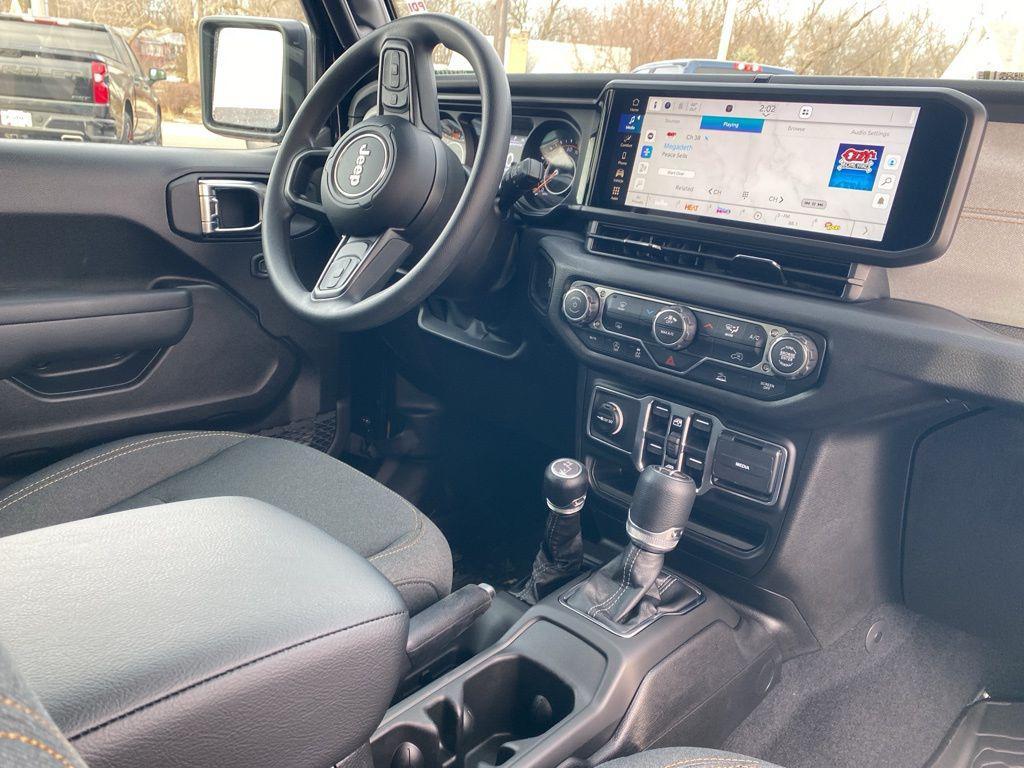 new 2026 Jeep Wrangler car, priced at $43,915