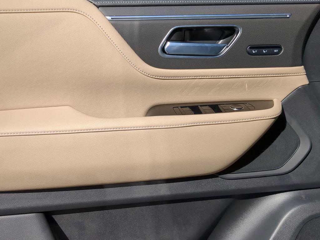 new 2025 INFINITI QX80 car, priced at $83,901