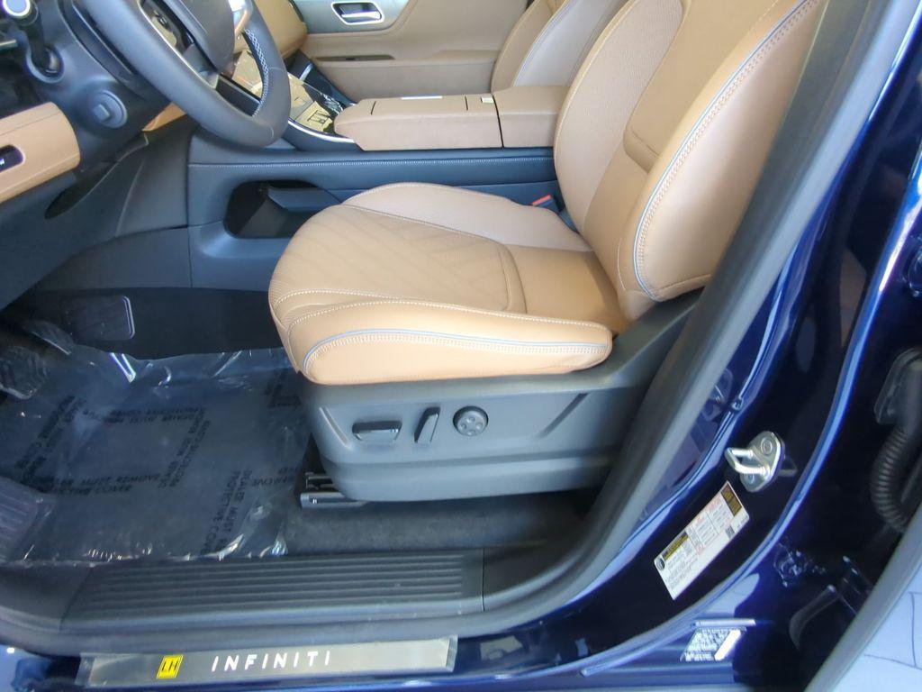 new 2025 INFINITI QX80 car, priced at $94,013