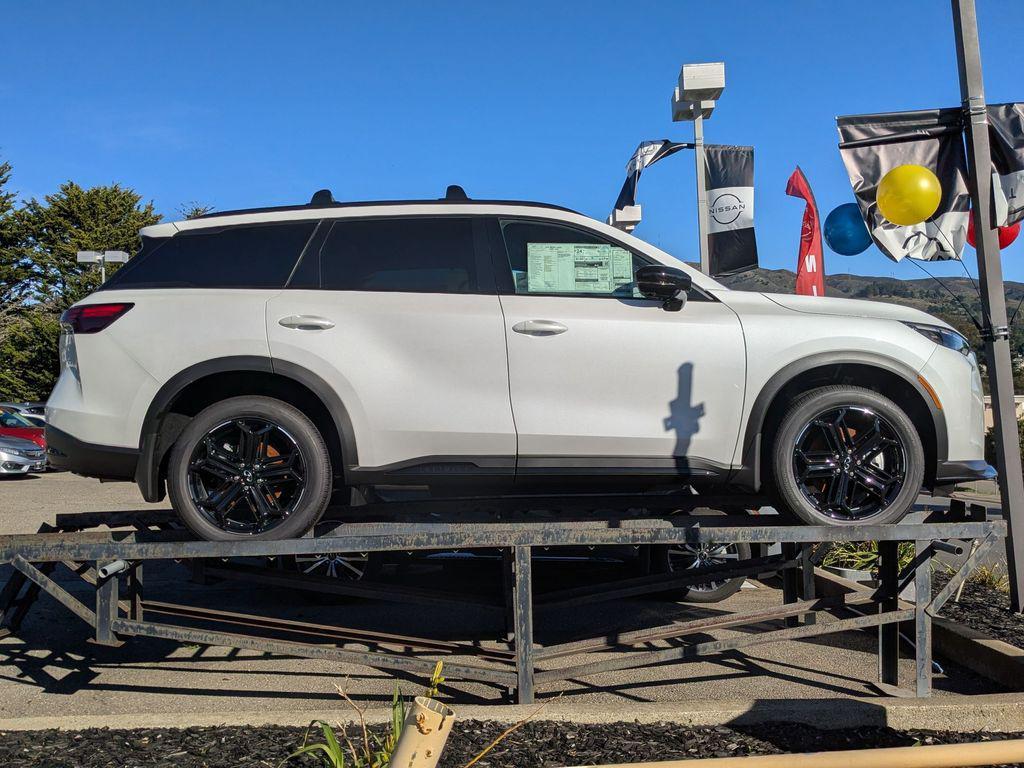 new 2026 INFINITI QX60 car, priced at $65,945