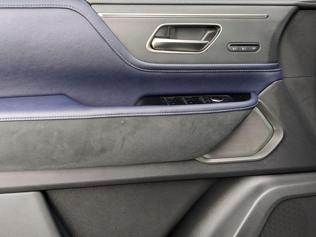 new 2026 INFINITI QX80 car, priced at $103,320