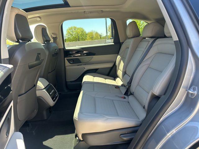 used 2025 Lincoln Nautilus car, priced at $54,990