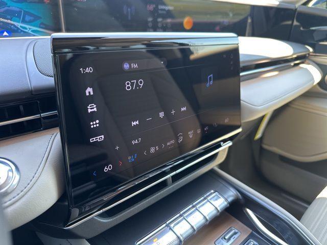 used 2025 Lincoln Nautilus car, priced at $54,990