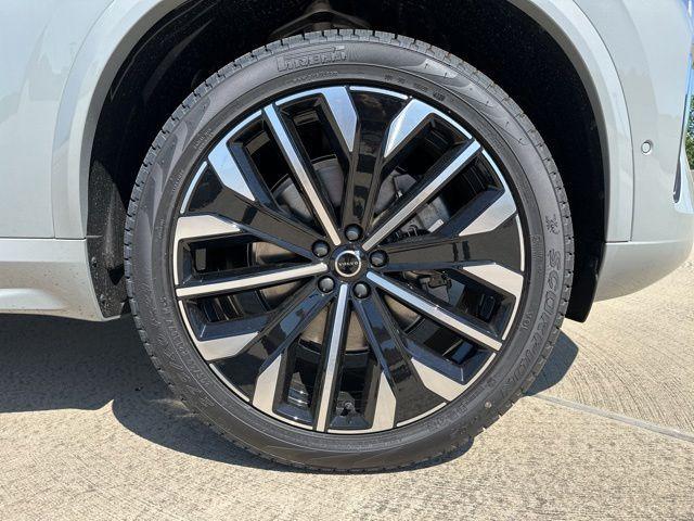 new 2026 Volvo XC90 car, priced at $73,419