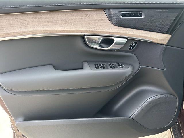 new 2026 Volvo XC90 car, priced at $72,320