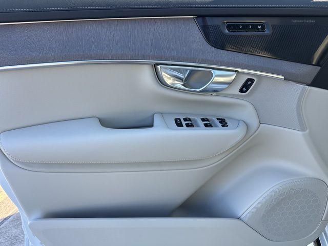 new 2026 Volvo XC90 car, priced at $75,155