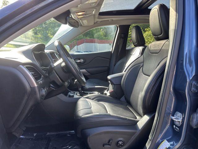 used 2021 Jeep Cherokee car, priced at $22,990