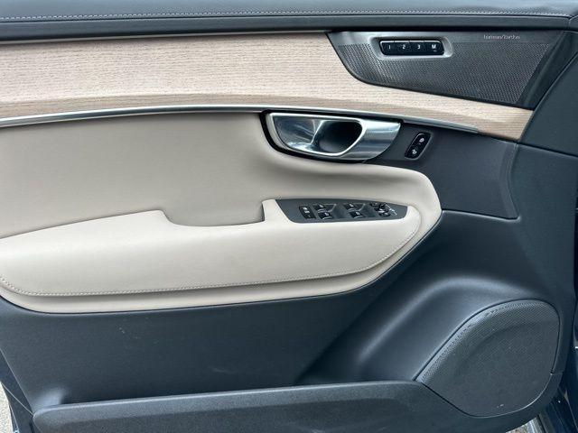 new 2026 Volvo XC90 car, priced at $71,825