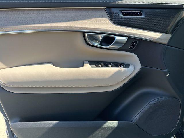 new 2026 Volvo XC90 car, priced at $71,825