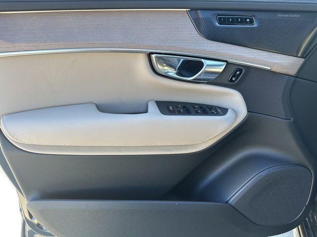 new 2026 Volvo XC90 car, priced at $71,520