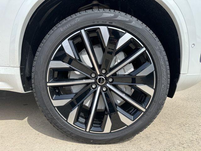 new 2026 Volvo XC90 car, priced at $74,745