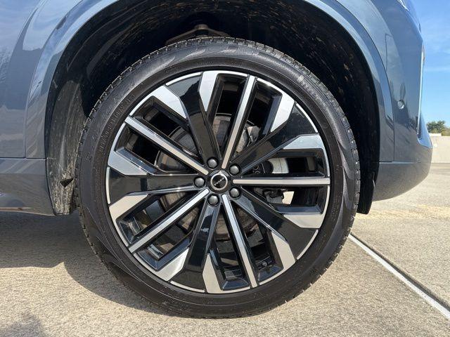 new 2026 Volvo XC90 car, priced at $75,155