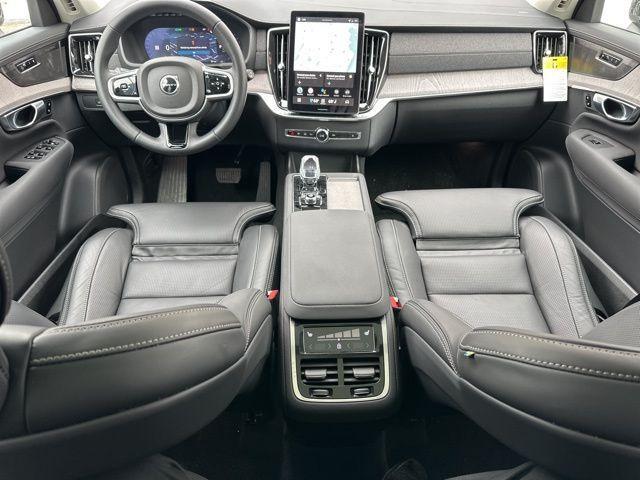 new 2026 Volvo XC90 car, priced at $75,155