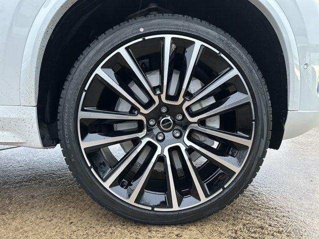 new 2026 Volvo XC90 car, priced at $72,205