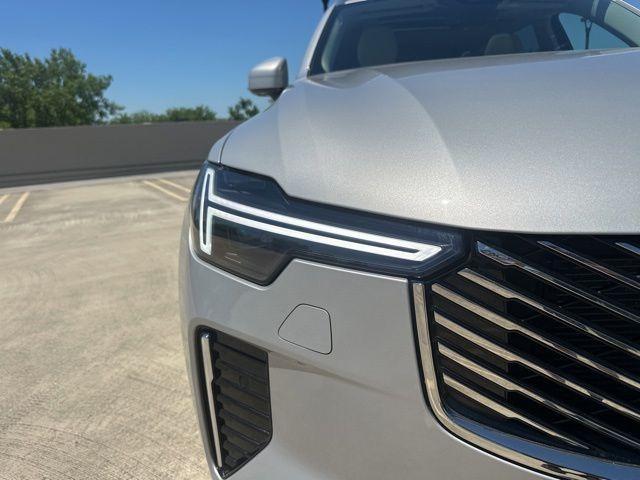 used 2025 Volvo XC90 Plug-In Hybrid car, priced at $65,990
