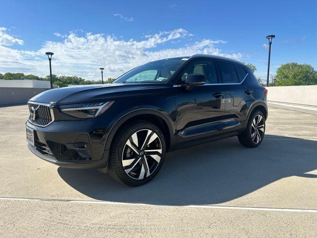 used 2023 Volvo XC40 car, priced at $31,990