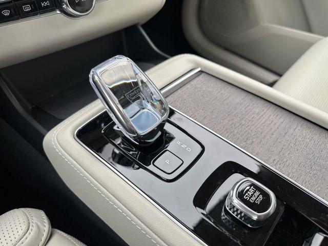 new 2026 Volvo XC90 Plug-In Hybrid car, priced at $84,122