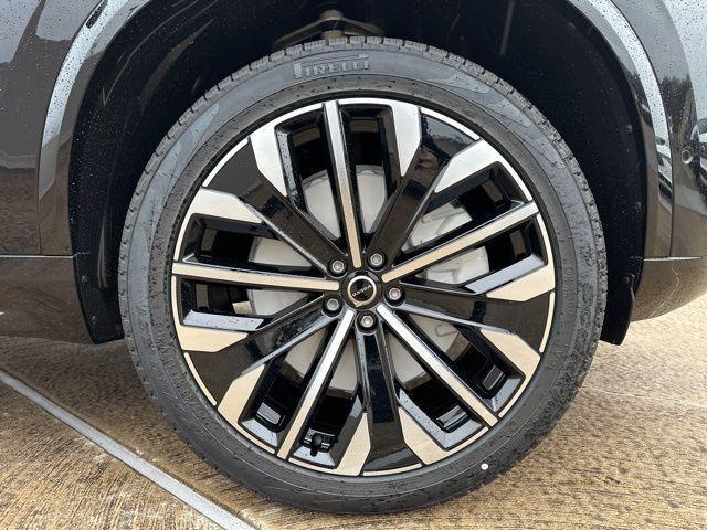 new 2026 Volvo XC90 Plug-In Hybrid car, priced at $79,197