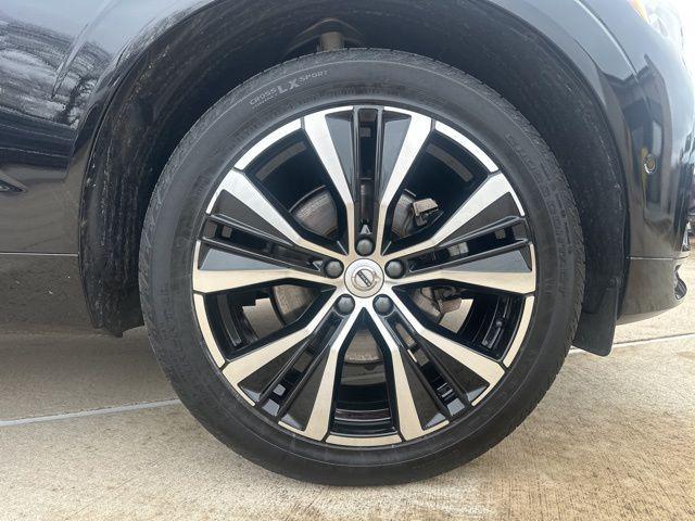 used 2023 Volvo XC60 car, priced at $33,990