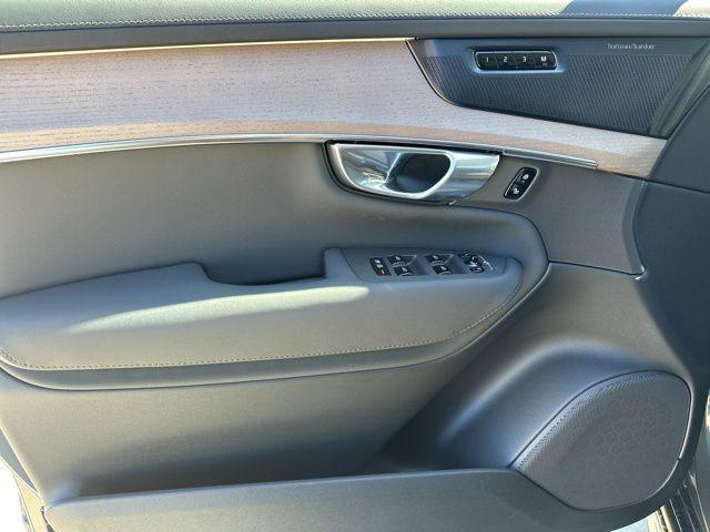 new 2026 Volvo XC90 car, priced at $72,320