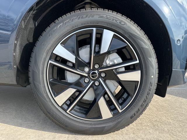 new 2026 Volvo XC60 car, priced at $58,490