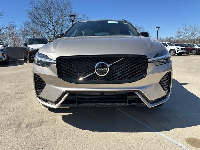 new 2026 Volvo XC60 Plug-In Hybrid car, priced at $67,614