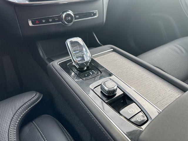 new 2026 Volvo XC90 car, priced at $75,155