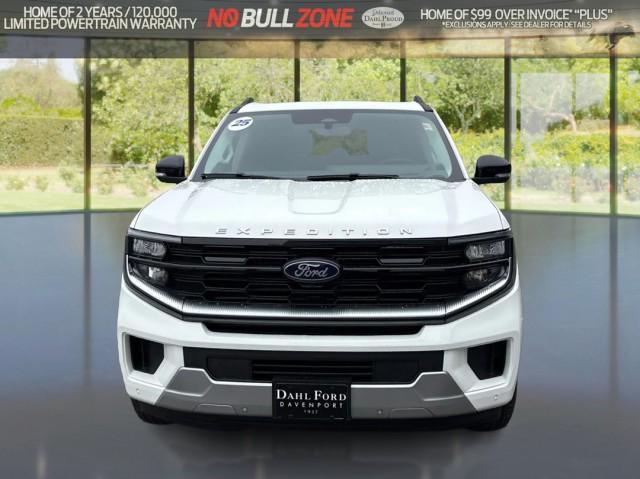 new 2025 Ford Expedition car, priced at $85,345
