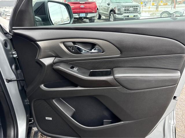 used 2023 Chevrolet Traverse car, priced at $38,469