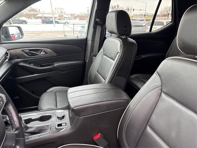 used 2023 Chevrolet Traverse car, priced at $38,469