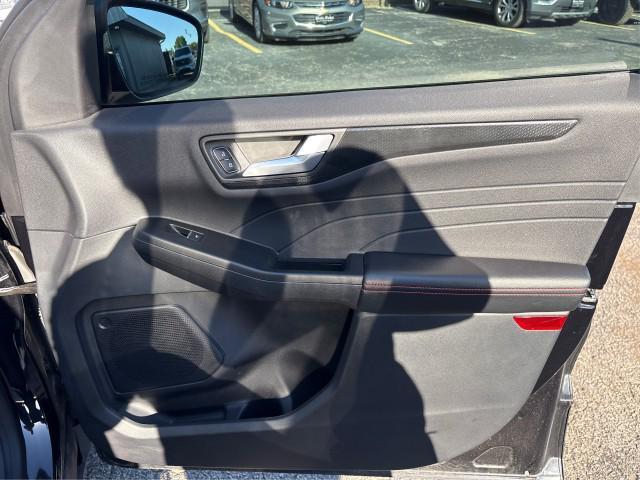 used 2022 Ford Escape car, priced at $26,320