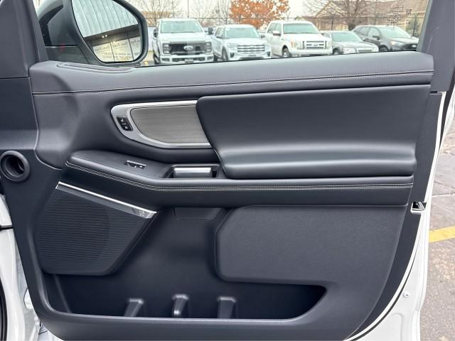 new 2025 Ford Expedition car, priced at $85,345