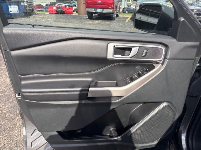 used 2023 Ford Explorer car, priced at $35,525