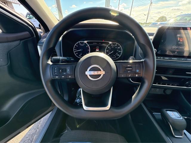 used 2023 Nissan Rogue car, priced at $21,997