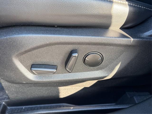 used 2024 Ford Edge car, priced at $24,177