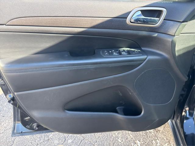 used 2016 Jeep Grand Cherokee car, priced at $12,980