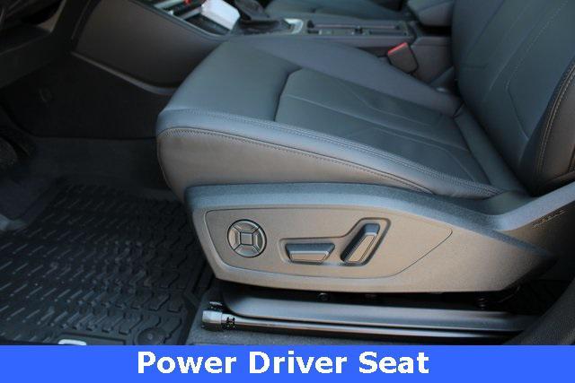 new 2025 Audi Q3 car, priced at $39,913