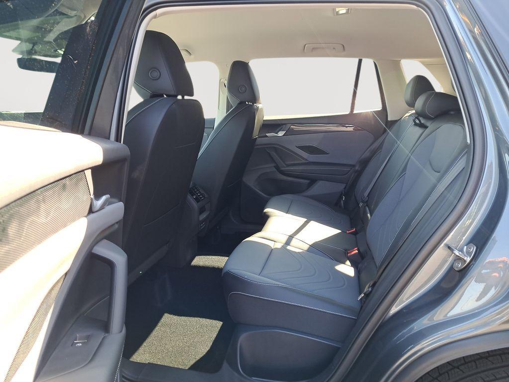 new 2025 Volkswagen Tiguan car, priced at $29,699