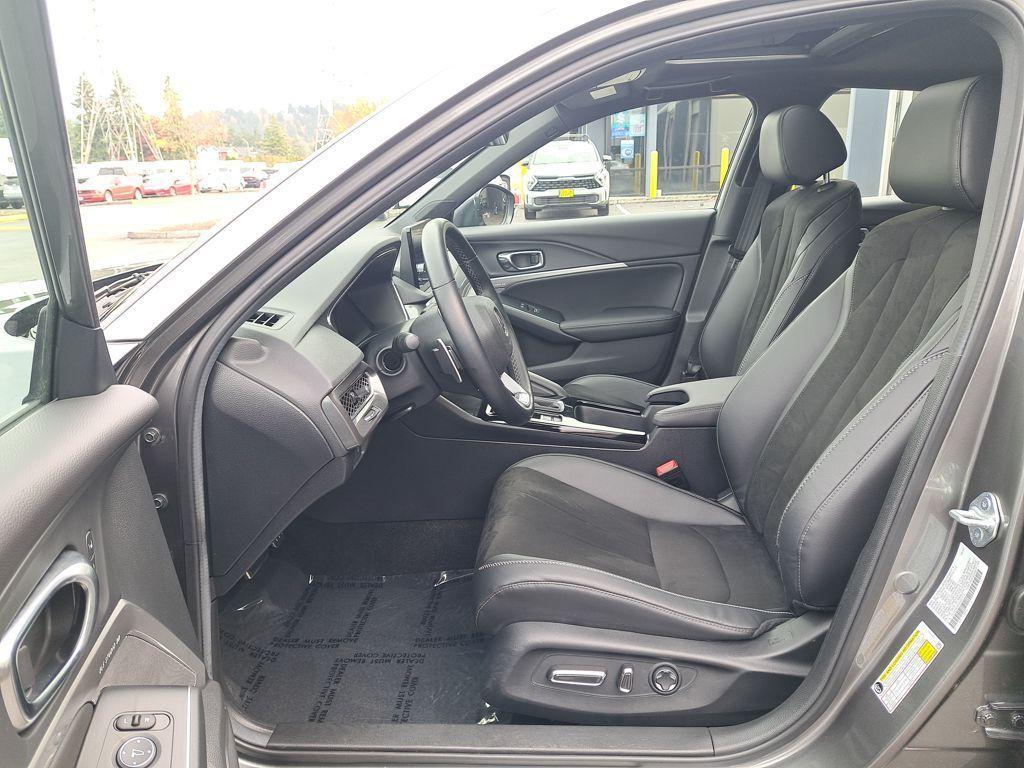 used 2025 Acura Integra car, priced at $29,988