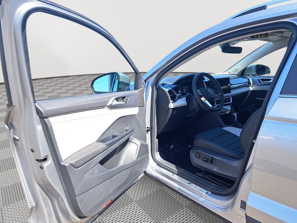new 2025 Volkswagen Taos car, priced at $29,999