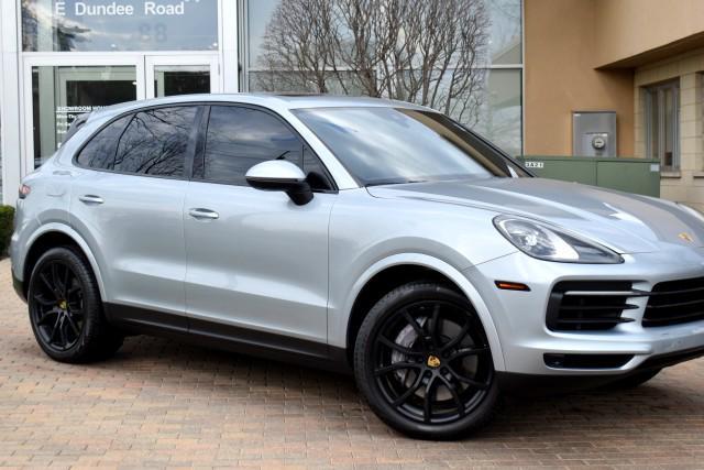 used 2021 Porsche Cayenne car, priced at $39,995