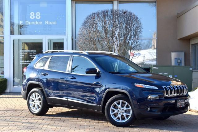 used 2015 Jeep Cherokee car, priced at $9,899