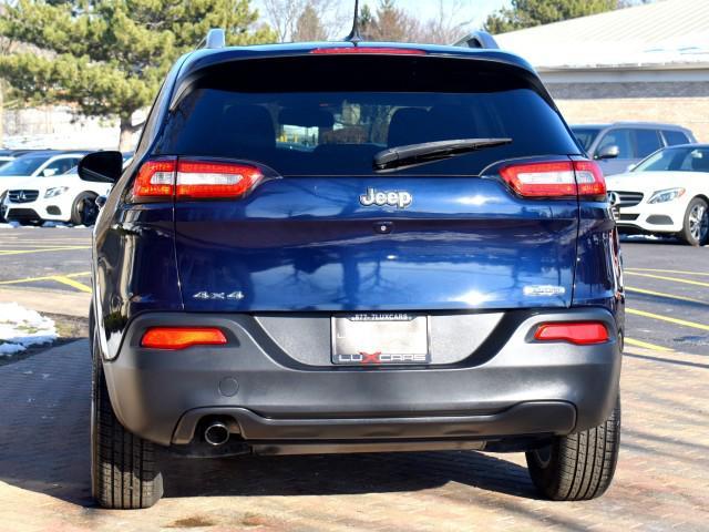 used 2015 Jeep Cherokee car, priced at $9,899